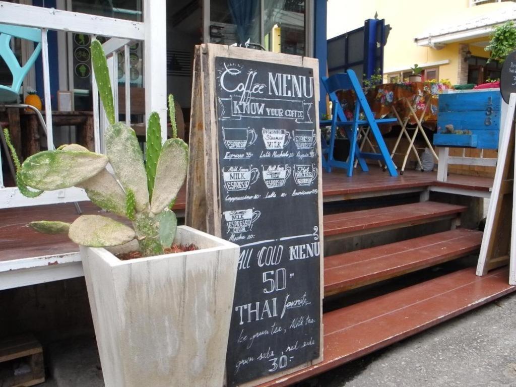 Hua Hin Lub Sabai Hostel Buitenkant foto
